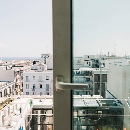 Bari Central Suite - Central Apartment With Sea View - Барі Екстер'єр фото