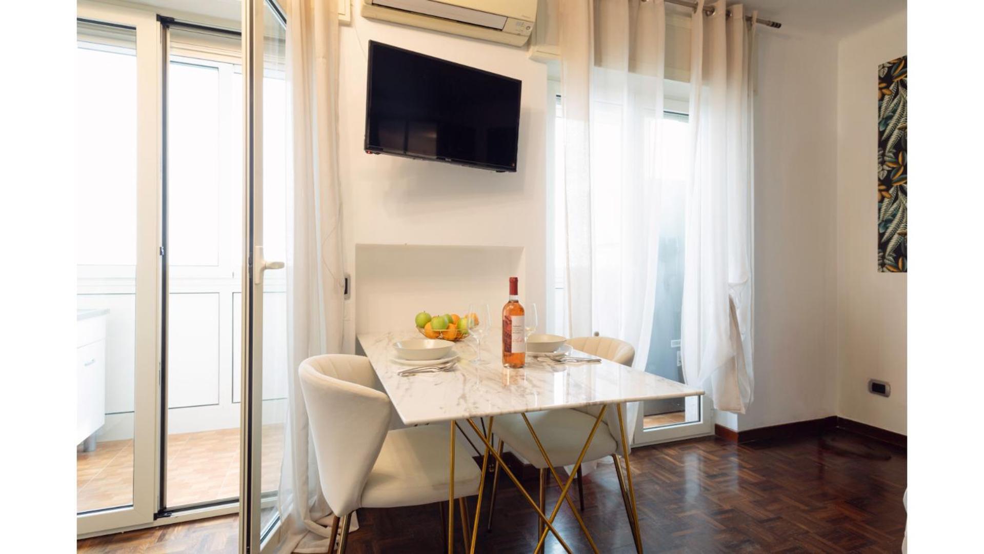 Bari Central Suite - Central Apartment With Sea View - Барі Екстер'єр фото